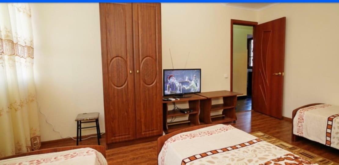 Апартаменты Орион Sukhumi Exterior foto